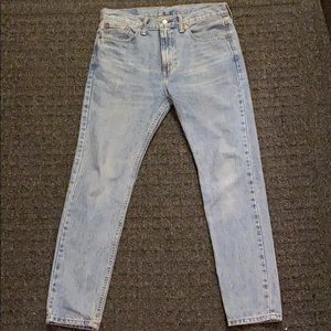 Men Levi’s jeans